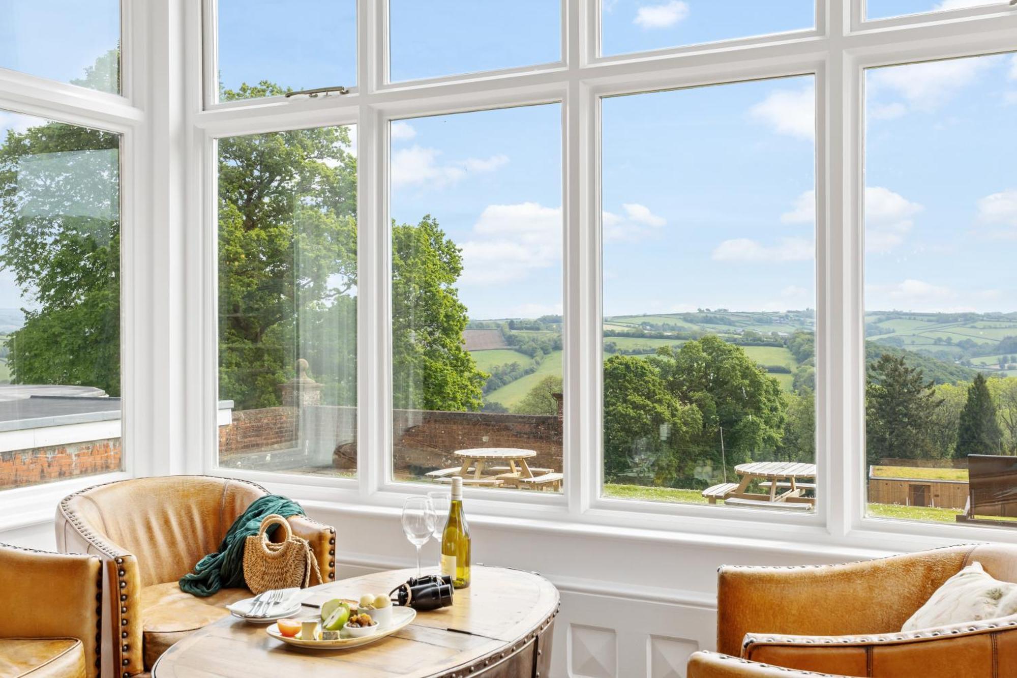 The Mole Resort - Hotel Rooms Umberleigh ภายนอก รูปภาพ