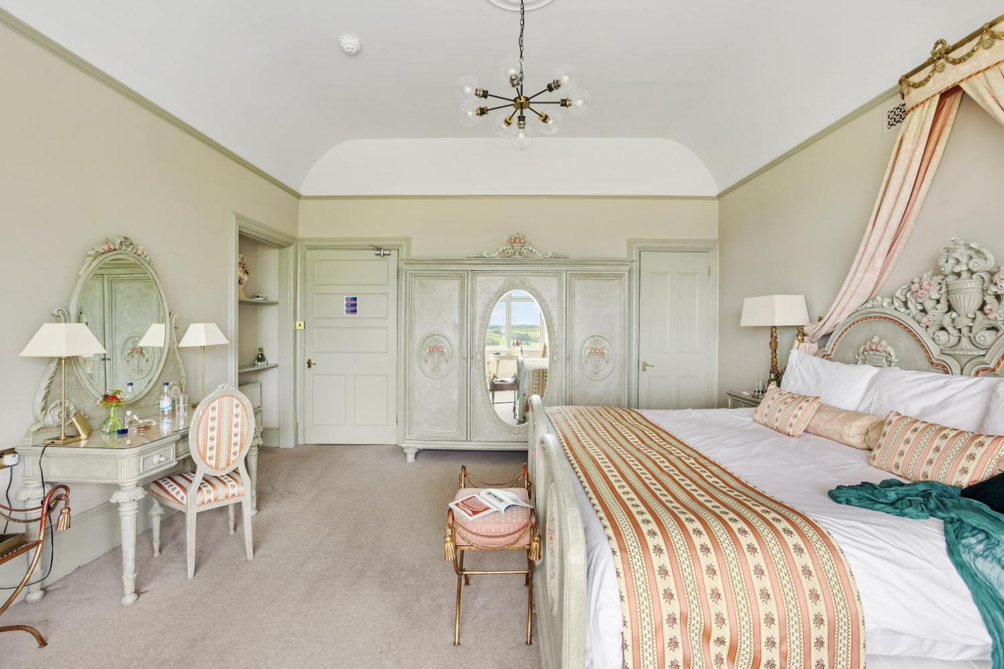 The Mole Resort - Hotel Rooms Umberleigh ภายนอก รูปภาพ